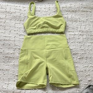 Vuori Lime Green Activewear Set - Crop Top & High-Waist Bike Shorts XS